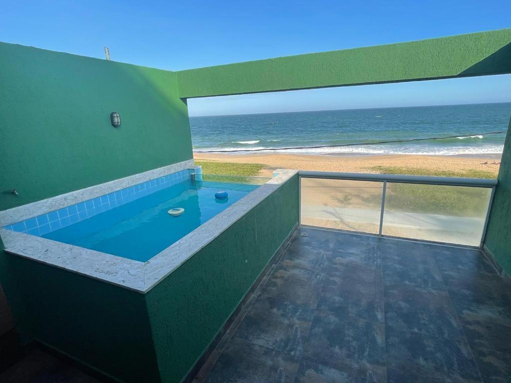 Triplex beira mar Rio das Ostras RJ Exterior foto