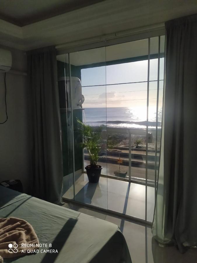 Triplex beira mar Rio das Ostras RJ Exterior foto