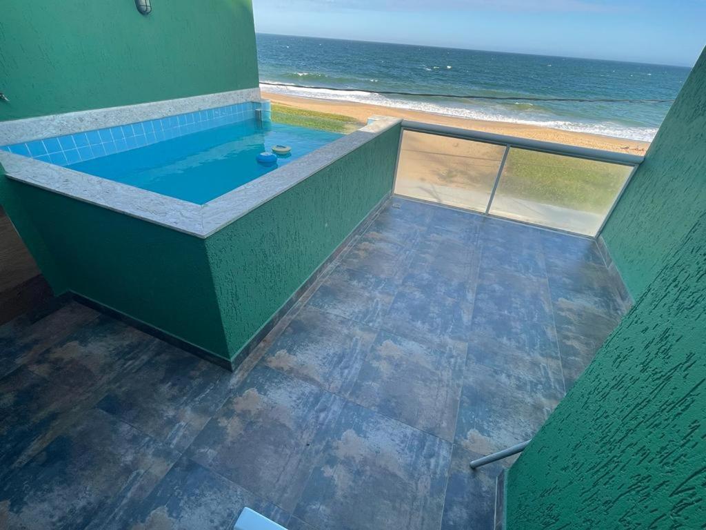 Triplex beira mar Rio das Ostras RJ Exterior foto